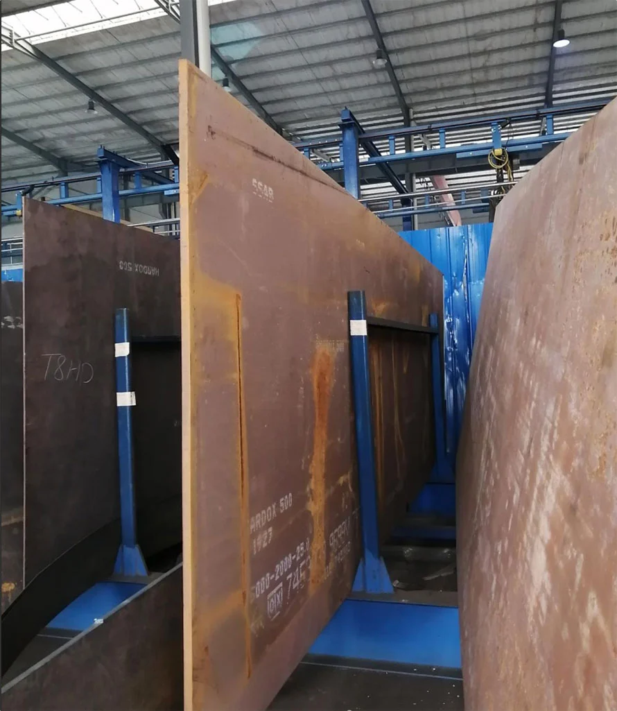 Concrete landscape forming mould